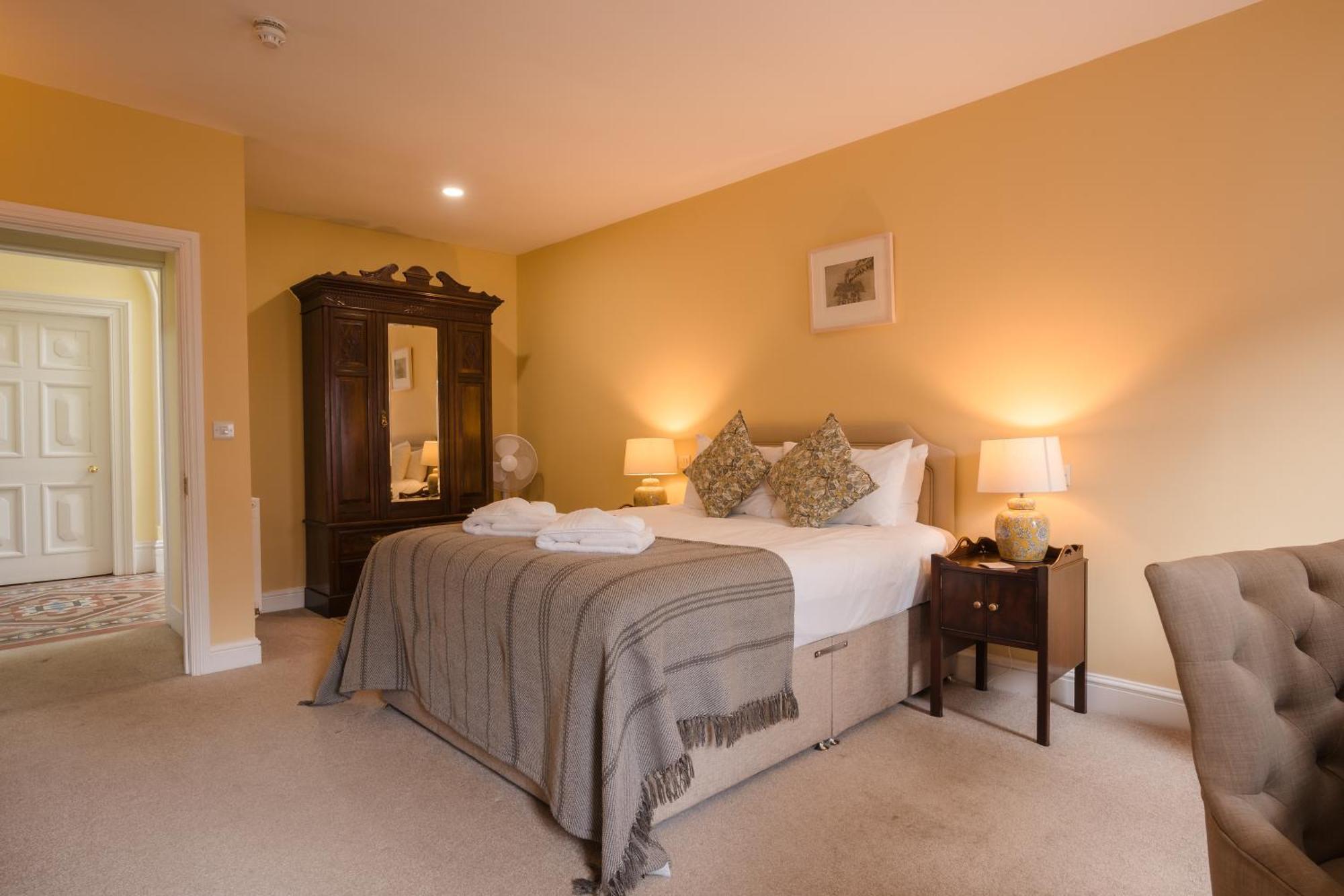 Bed and Breakfast The Loddon Swan Exterior foto